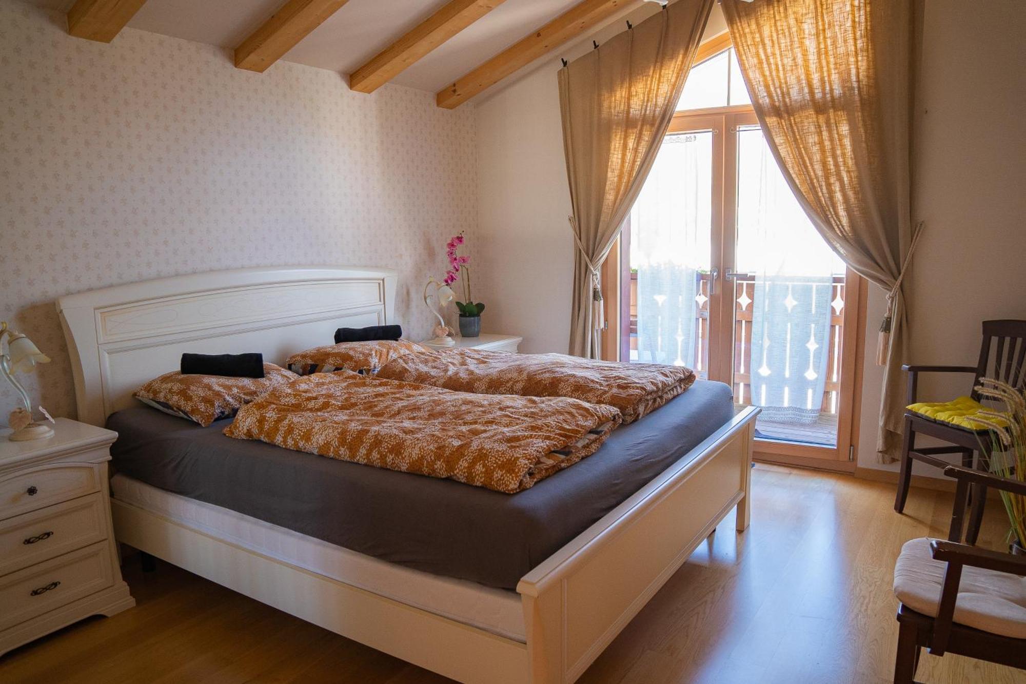 Doodle'S Amazing Chalet -Walensee - Flumserberg - Churfirsten - Heidiland - Pool - Sauna Mols Bagian luar foto